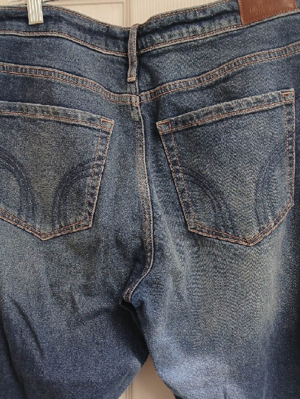 Hollister High Rise Slim Straight Vintage Stretch Cropped Distressed Jeans 13S - Picture 10 of 16